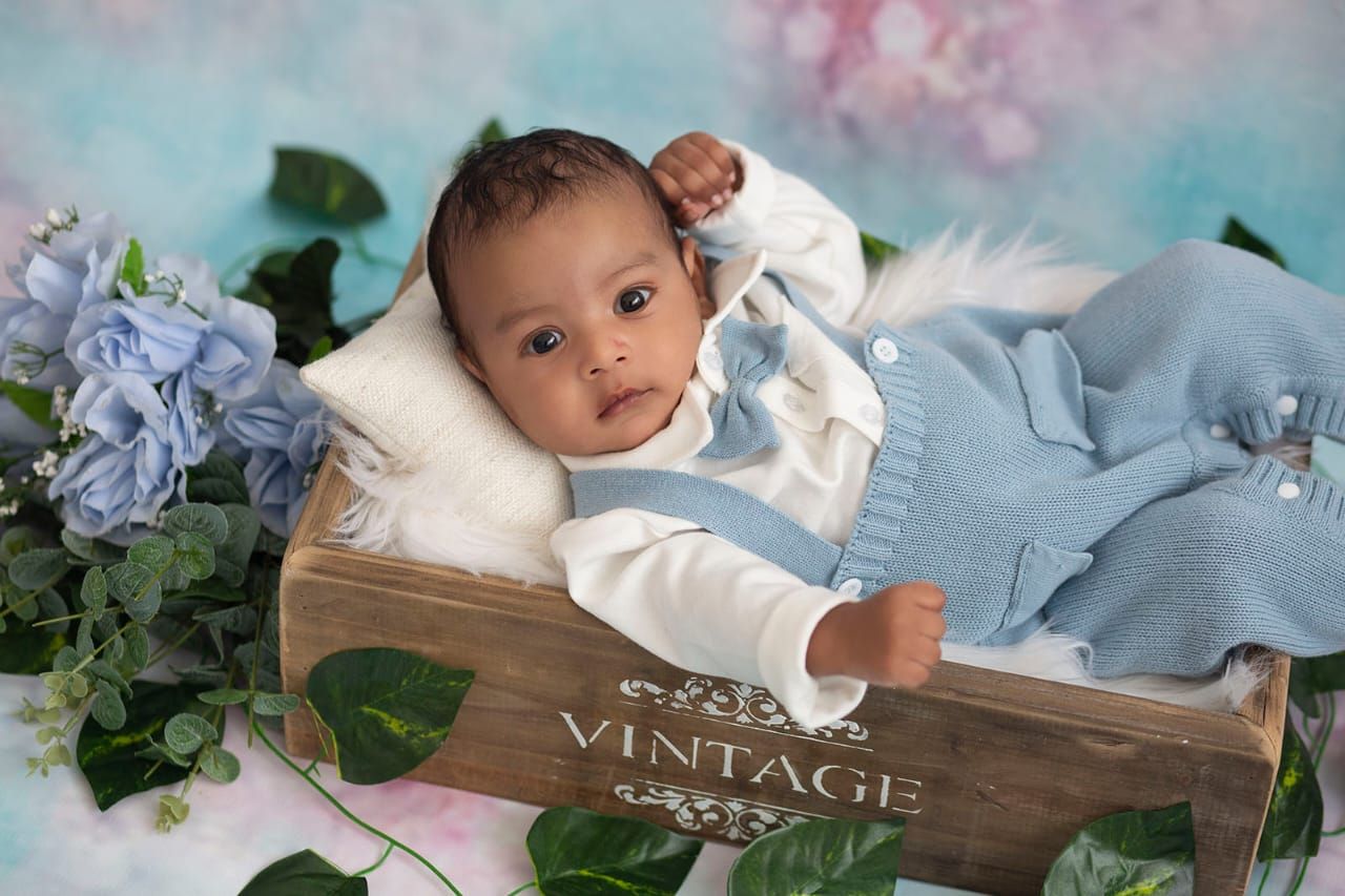 Baby milestone styled theme