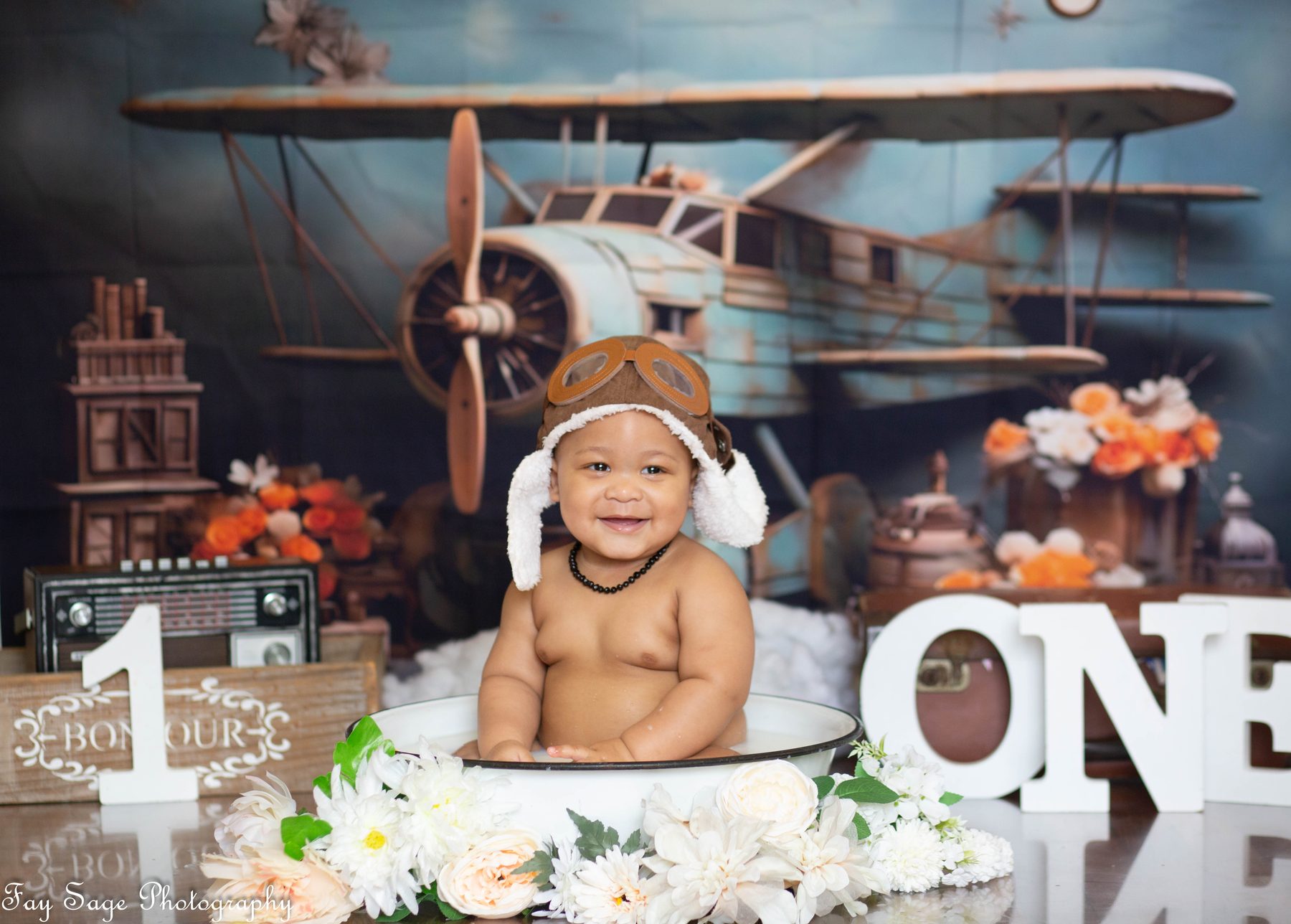 Milk bath session, Fay Sage Photography